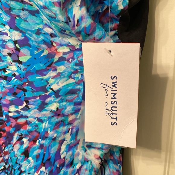 Swimsuits for All “Starburst” High Neck One Piece Swimsuit 🩱 CHLORINE RESISTANT - Picture 4 of 6